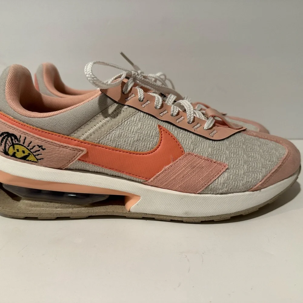 Wmns Air Max Pre-Day SE 'Sun Club - Light Orewood Brown
